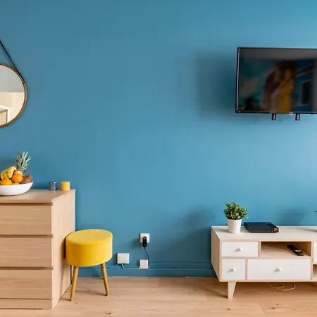 شقة Color & Cosy