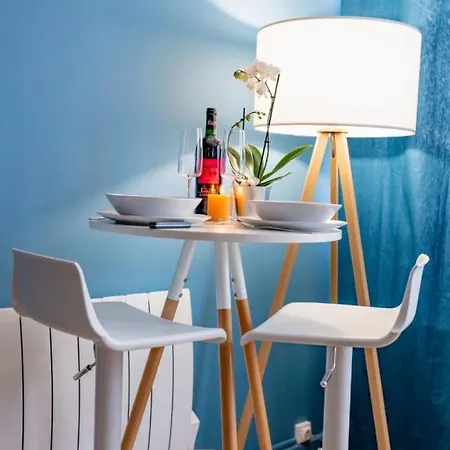 شقة Color & Cosy